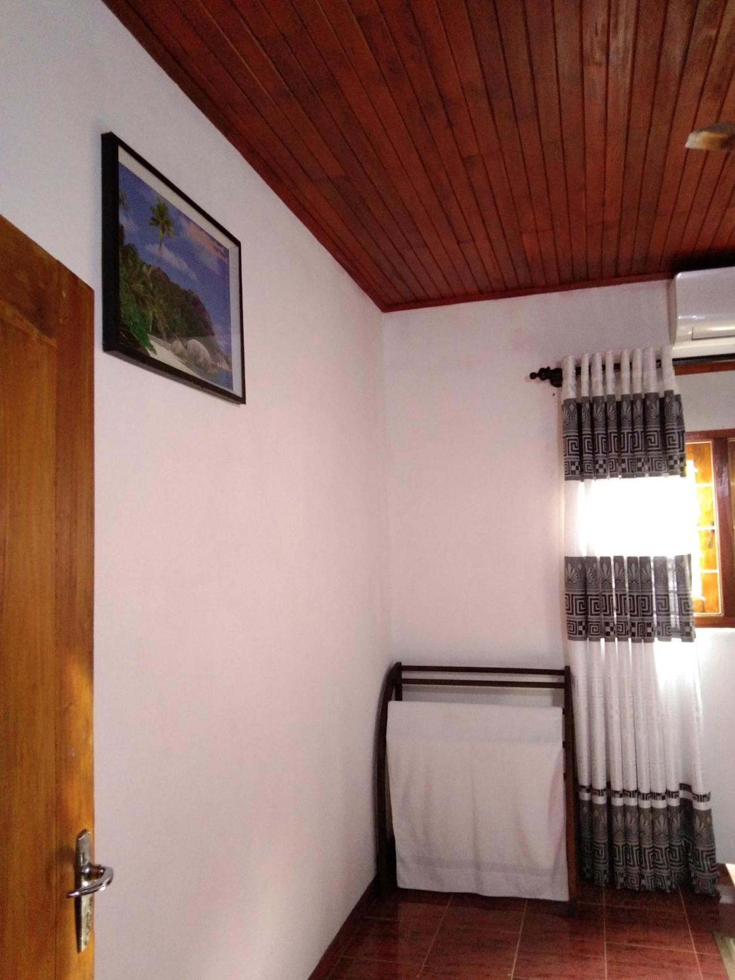 Bell 412 Villa Weligama
